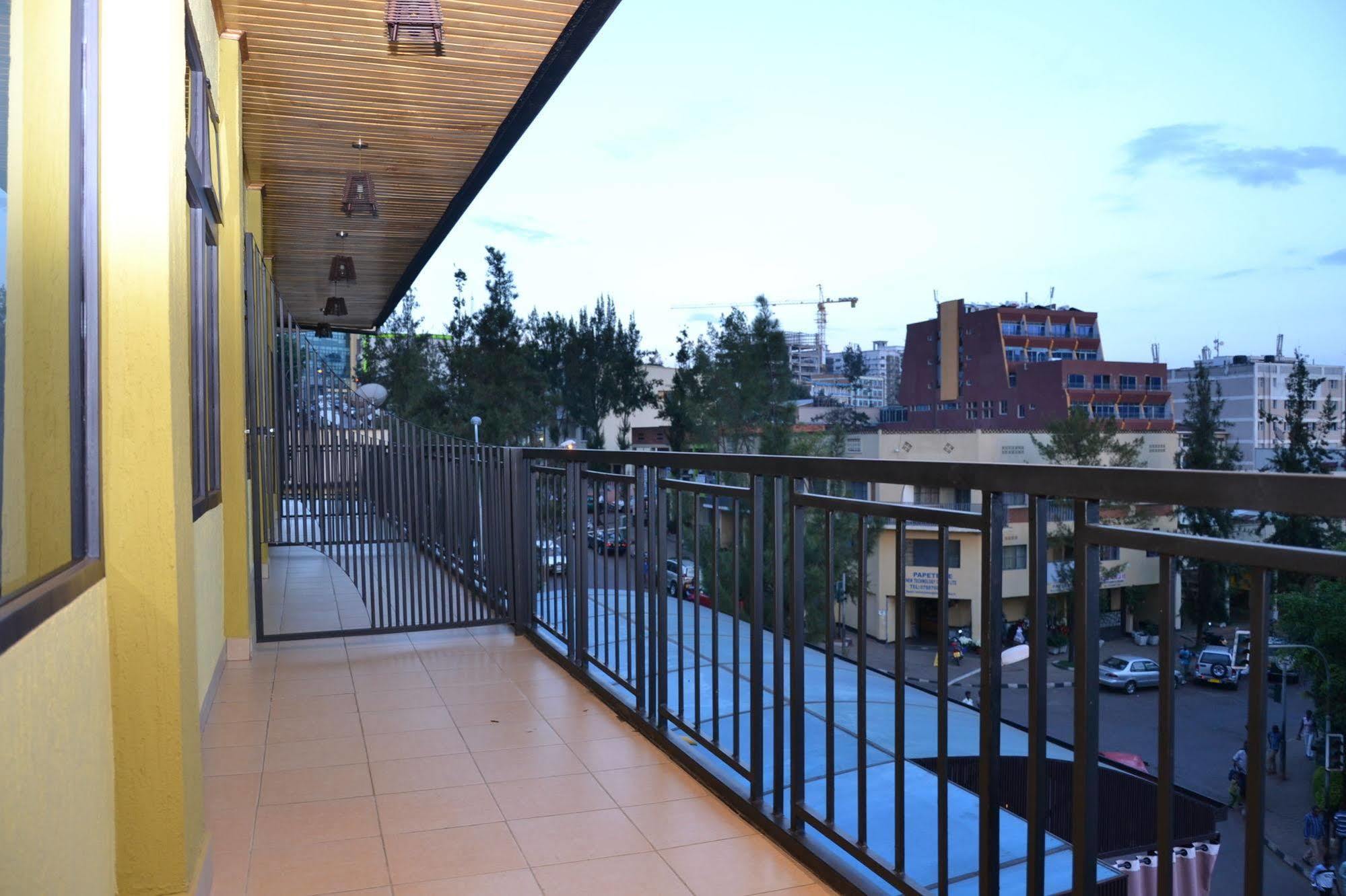 Gloria Hotel Kigali Zewnętrze zdjęcie