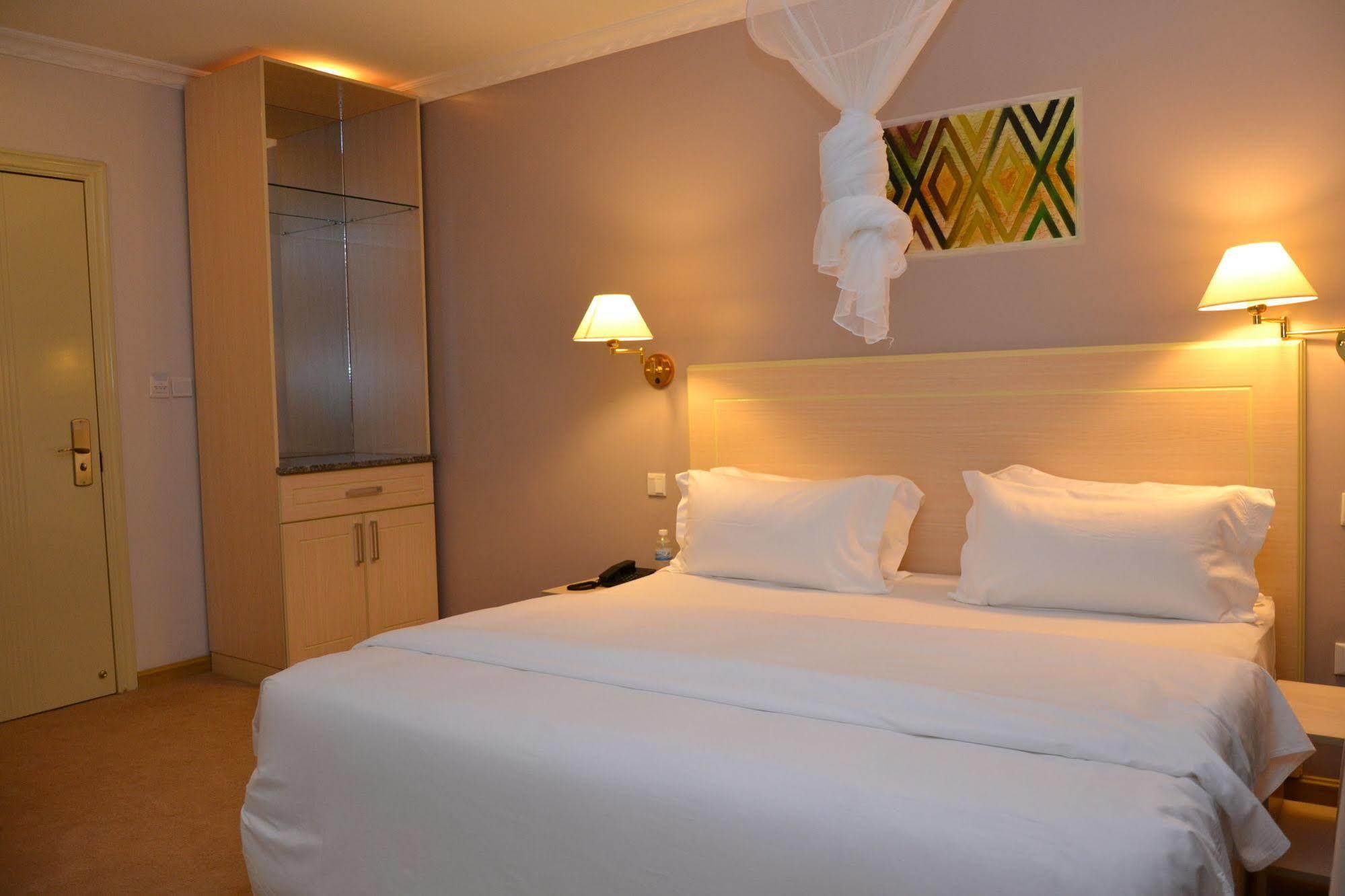 Gloria Hotel Kigali Zewnętrze zdjęcie